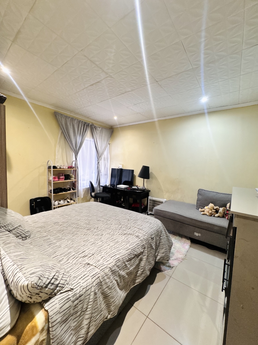 7 Bedroom Property for Sale in Model Park Mpumalanga