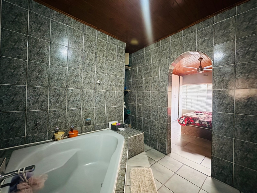 3 Bedroom Property for Sale in Tasbet Park Ext 2 Mpumalanga