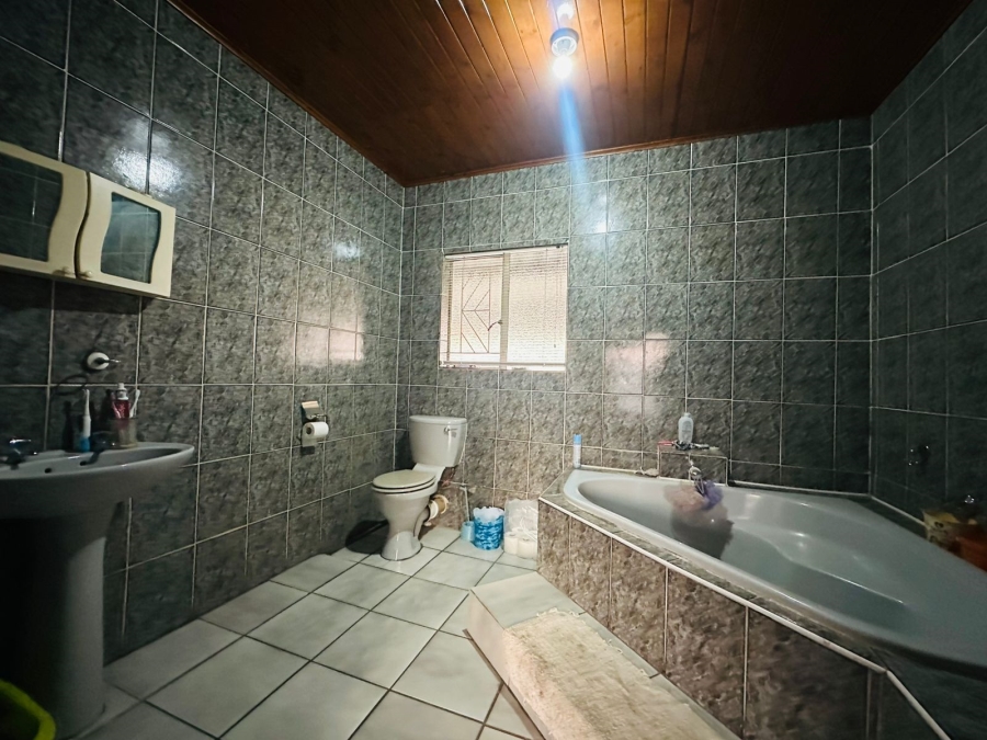 3 Bedroom Property for Sale in Tasbet Park Ext 2 Mpumalanga