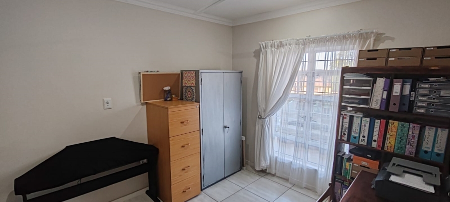 To Let 2 Bedroom Property for Rent in Mataffin Mpumalanga