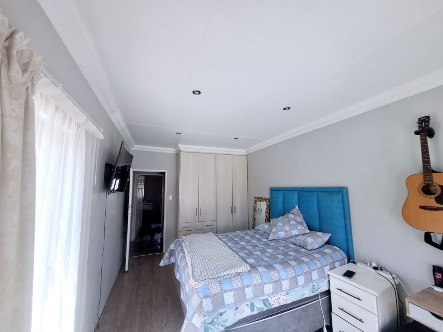 4 Bedroom Property for Sale in Aerorand Mpumalanga
