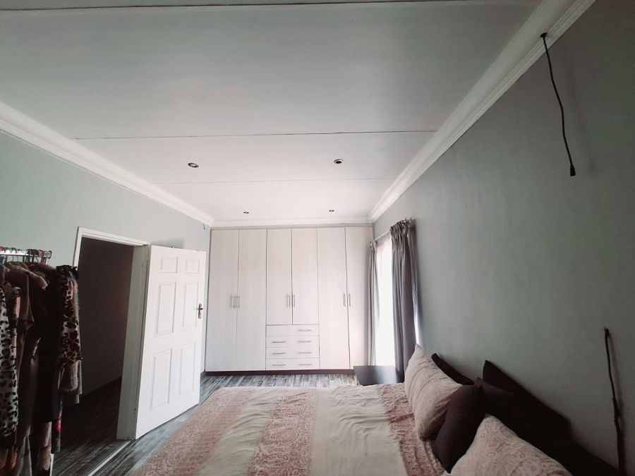 4 Bedroom Property for Sale in Aerorand Mpumalanga