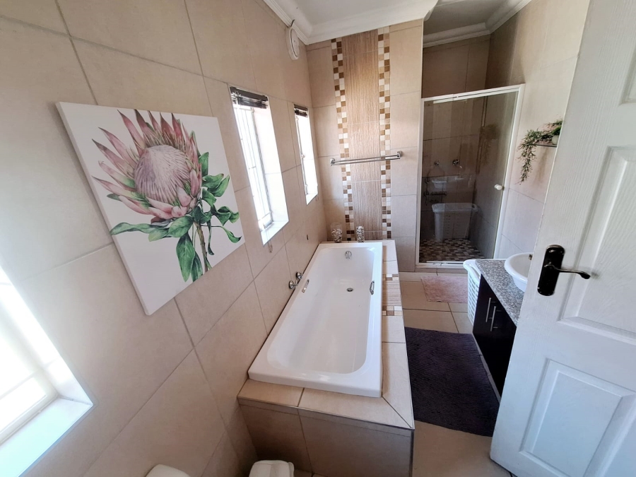 4 Bedroom Property for Sale in Aerorand Mpumalanga