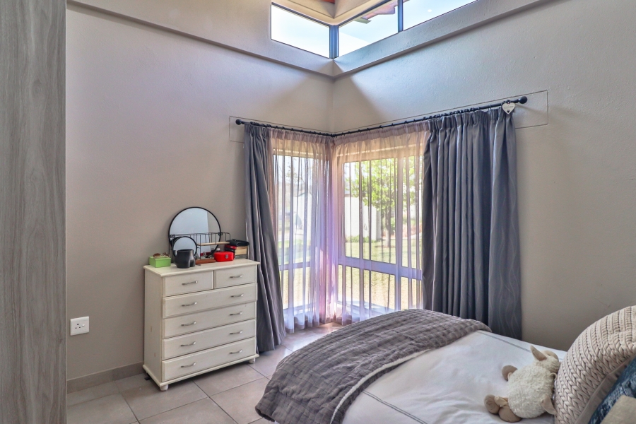 To Let 4 Bedroom Property for Rent in The Rest Nature Estate Mpumalanga