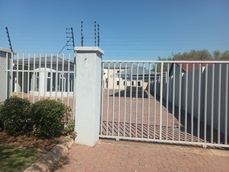 Commercial Property for Sale in Witbank Ext 5 Mpumalanga