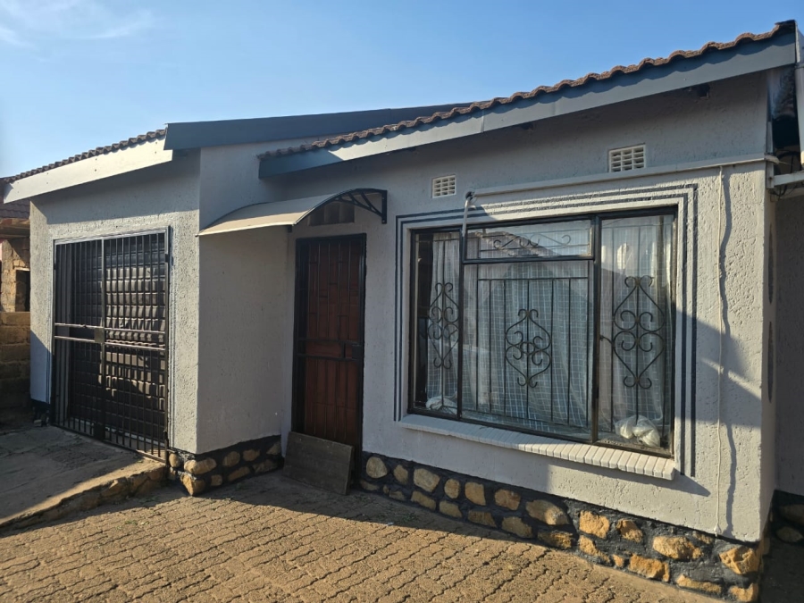 2 Bedroom Property for Sale in Kwaguqa Mpumalanga