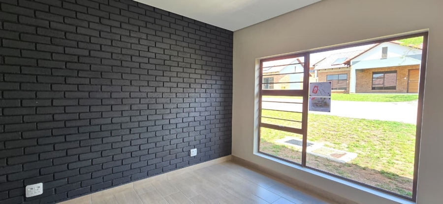 To Let 2 Bedroom Property for Rent in Bateleur Estate Mpumalanga