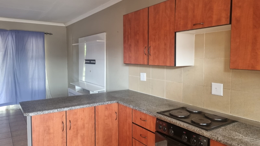 To Let 2 Bedroom Property for Rent in Model Park Mpumalanga