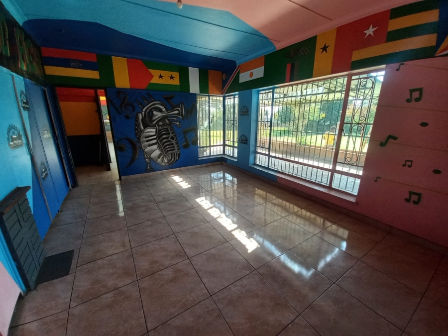 4 Bedroom Property for Sale in Witbank Ext 5 Mpumalanga