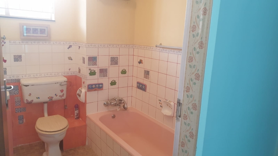 1 Bedroom Property for Sale in Barberton Mpumalanga