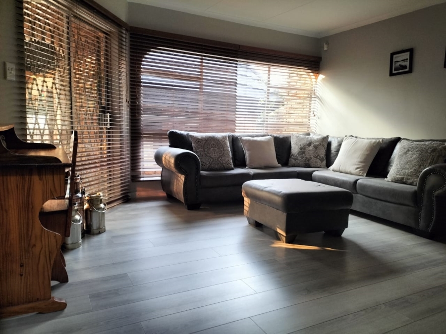 4 Bedroom Property for Sale in Secunda Mpumalanga