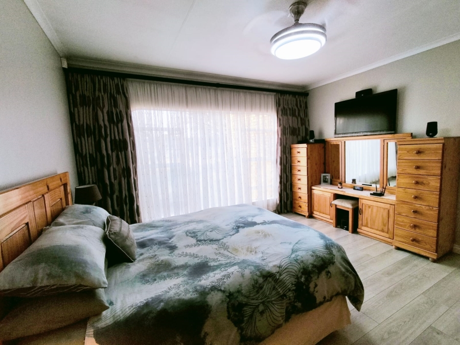 4 Bedroom Property for Sale in Secunda Mpumalanga