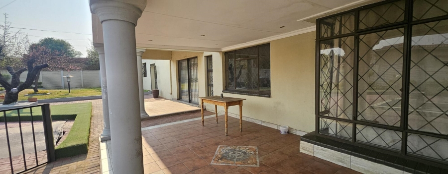 13 Bedroom Property for Sale in Witbank Ext 8 Mpumalanga