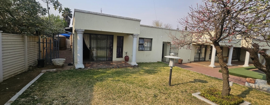 13 Bedroom Property for Sale in Witbank Ext 8 Mpumalanga