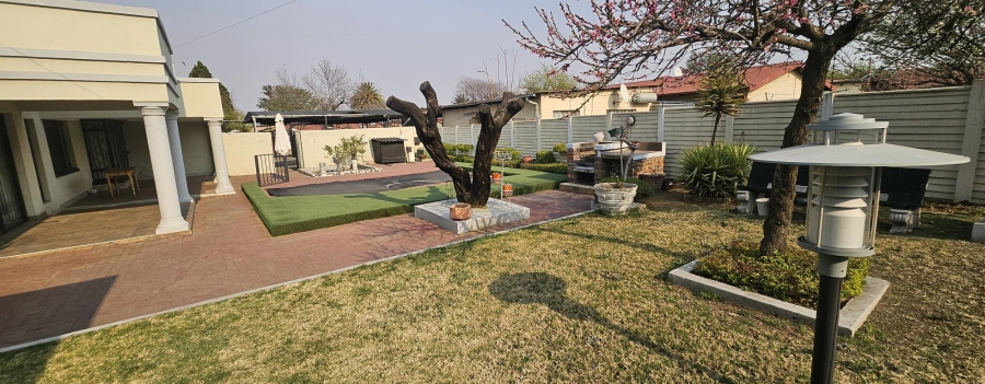 13 Bedroom Property for Sale in Witbank Ext 8 Mpumalanga
