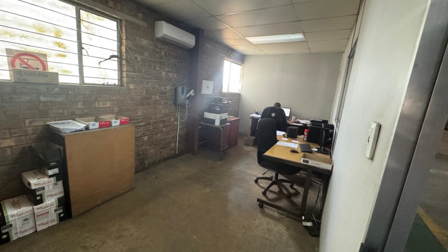 Commercial Property for Sale in Witbank Ext 9 Mpumalanga