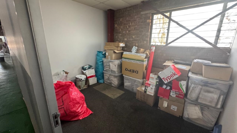 Commercial Property for Sale in Witbank Ext 9 Mpumalanga