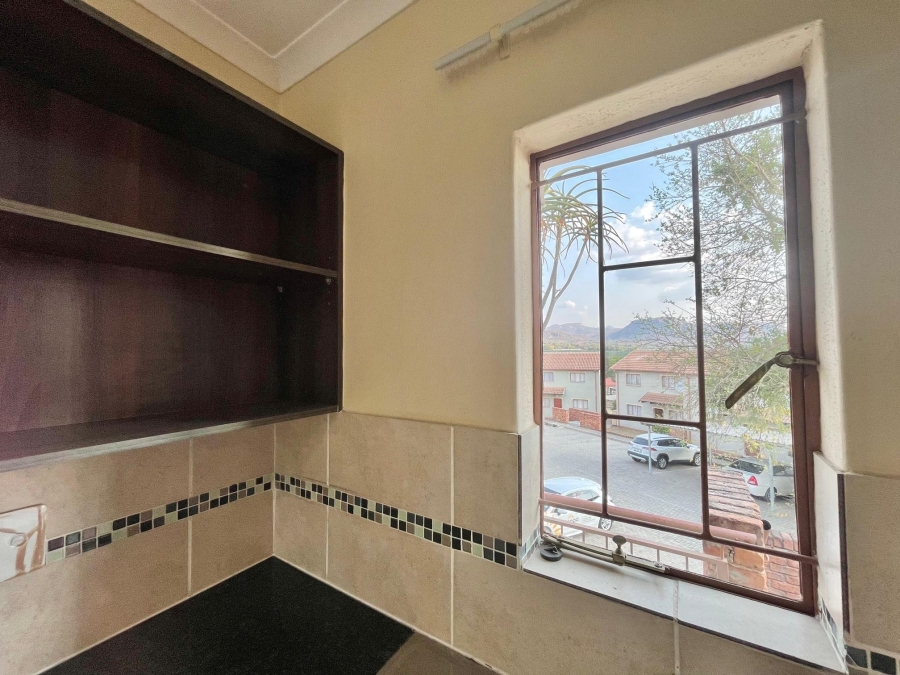 To Let 2 Bedroom Property for Rent in Karino Mpumalanga