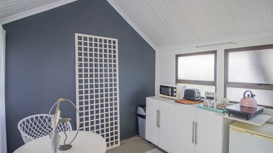 8 Bedroom Property for Sale in Colts Hill Mpumalanga