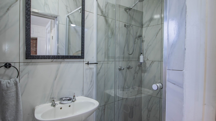 8 Bedroom Property for Sale in Colts Hill Mpumalanga