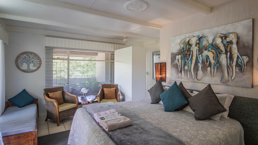 8 Bedroom Property for Sale in Colts Hill Mpumalanga