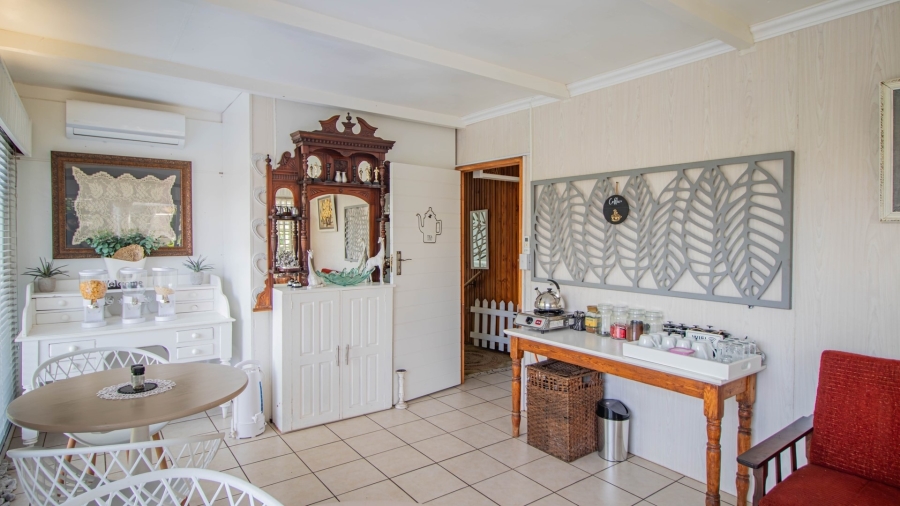 8 Bedroom Property for Sale in Colts Hill Mpumalanga