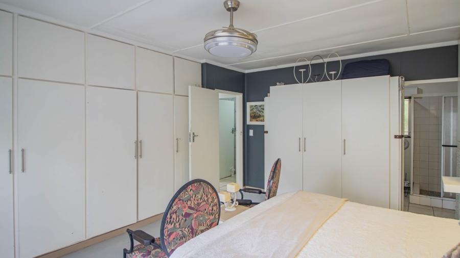 8 Bedroom Property for Sale in Colts Hill Mpumalanga