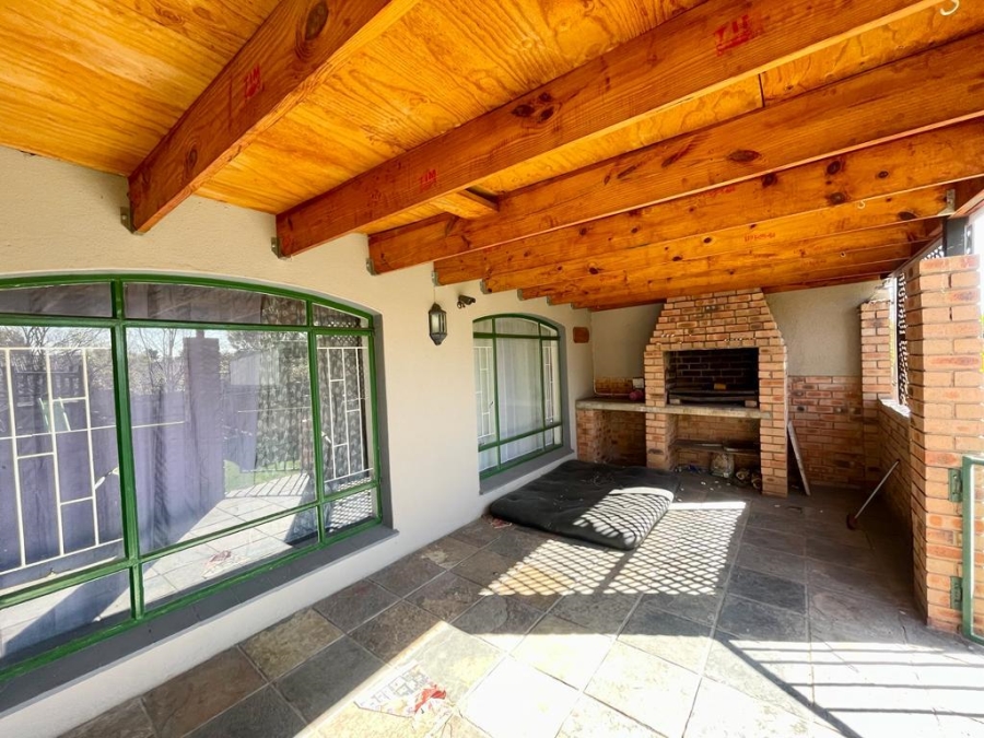 3 Bedroom Property for Sale in Noordrand Mpumalanga