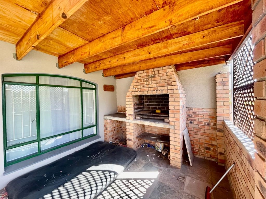 3 Bedroom Property for Sale in Noordrand Mpumalanga