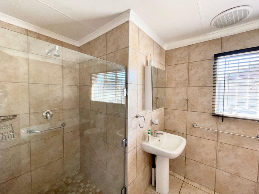 3 Bedroom Property for Sale in Noordrand Mpumalanga