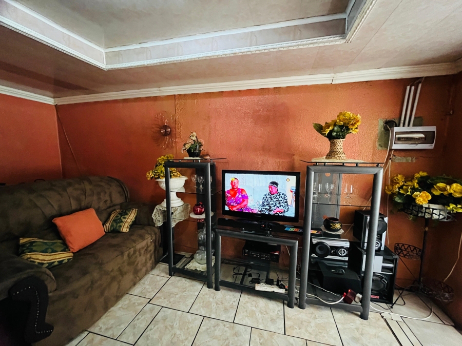 3 Bedroom Property for Sale in Embalenhle Ext 14 Mpumalanga