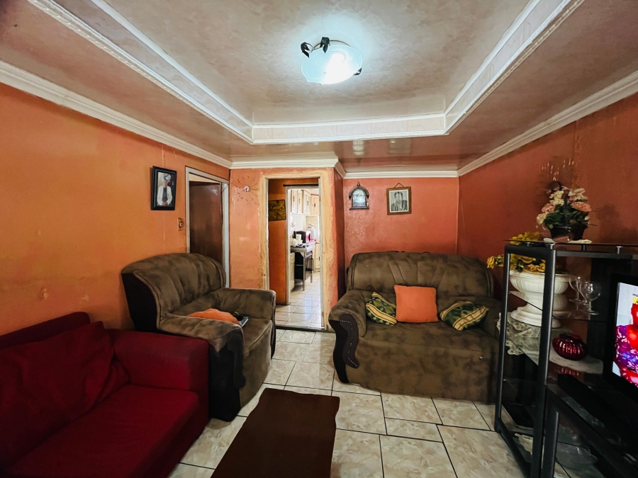 3 Bedroom Property for Sale in Embalenhle Ext 14 Mpumalanga
