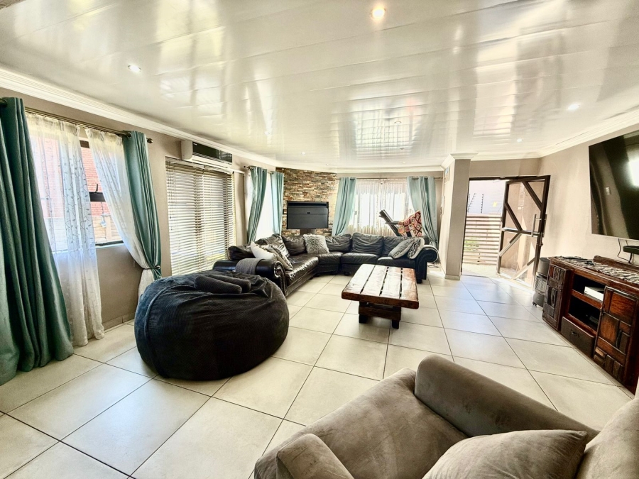 3 Bedroom Property for Sale in Secunda Mpumalanga