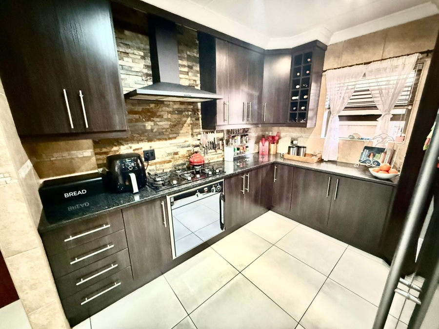 3 Bedroom Property for Sale in Secunda Mpumalanga