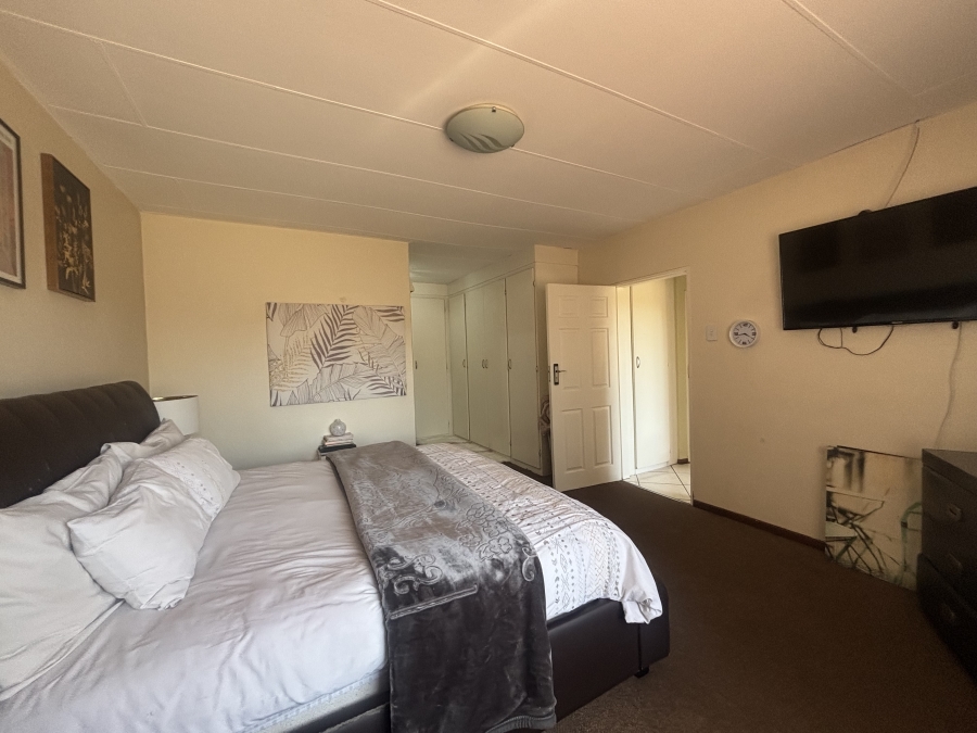 3 Bedroom Property for Sale in Ben Fleur Mpumalanga