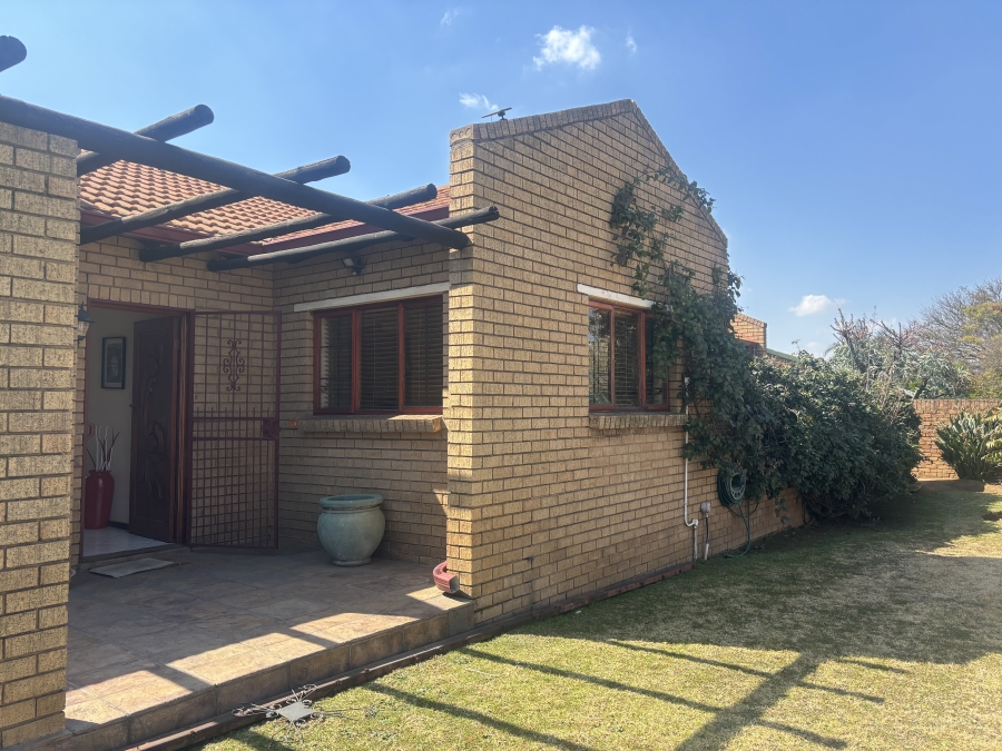 3 Bedroom Property for Sale in Ben Fleur Mpumalanga