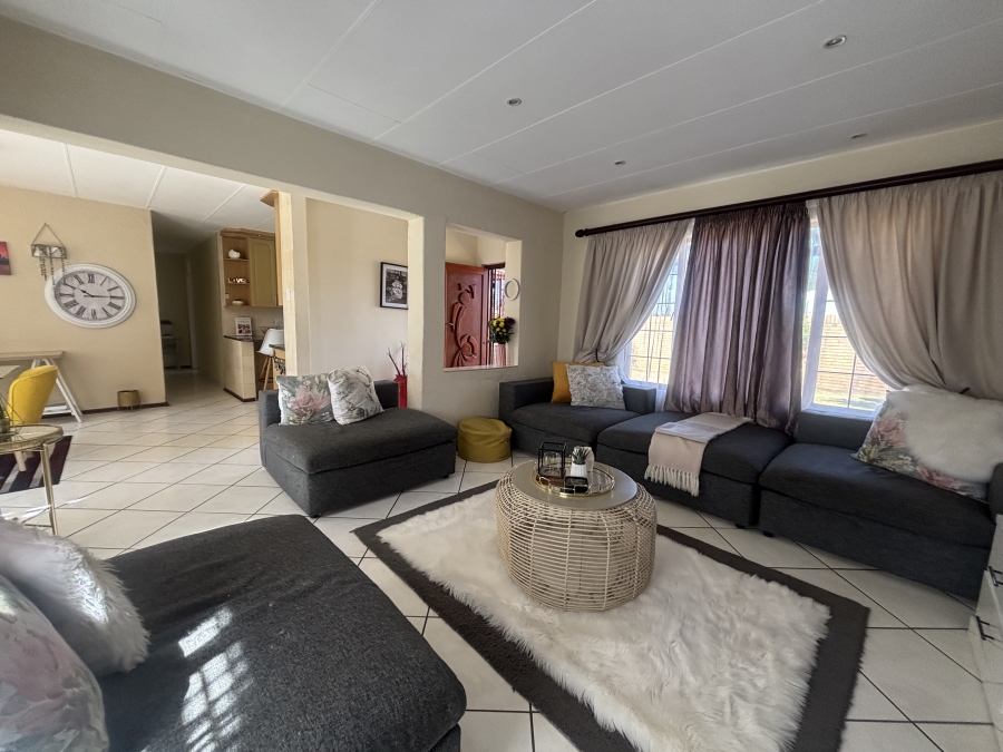 3 Bedroom Property for Sale in Ben Fleur Mpumalanga