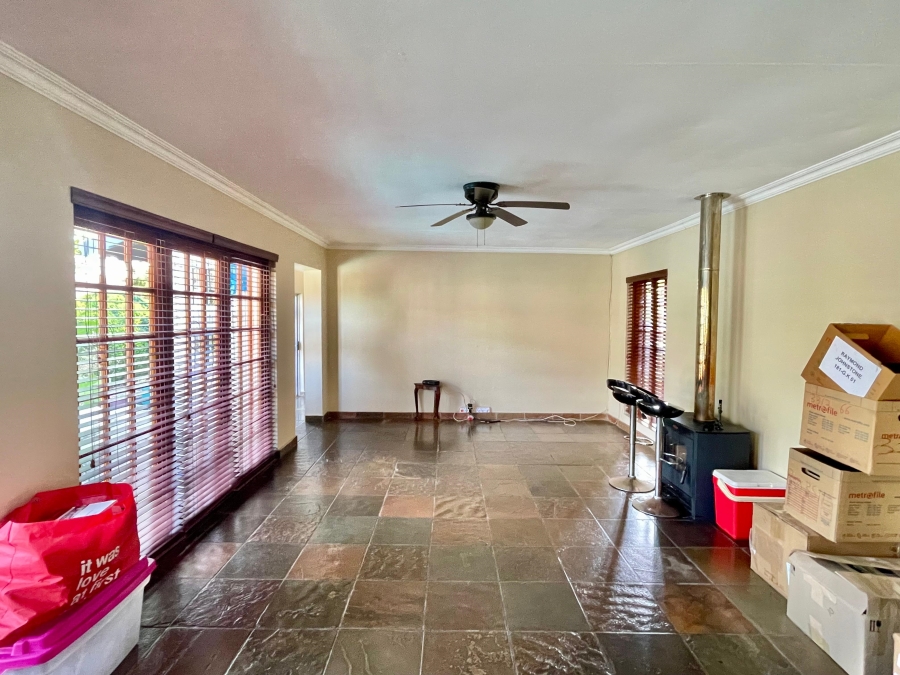 6 Bedroom Property for Sale in Secunda Mpumalanga