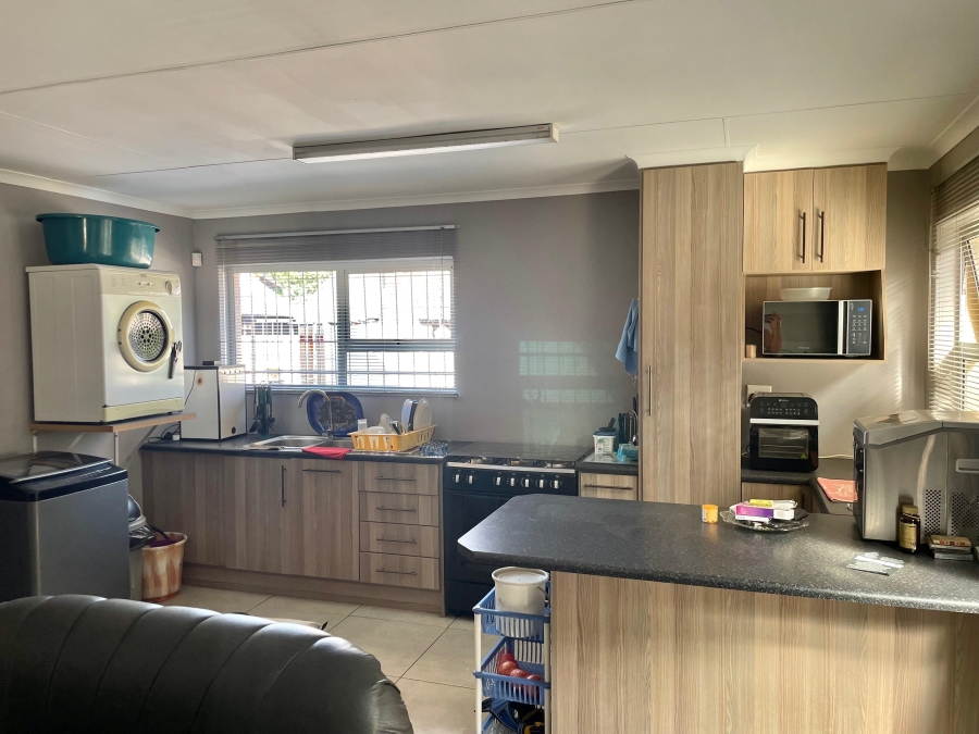 6 Bedroom Property for Sale in Secunda Mpumalanga