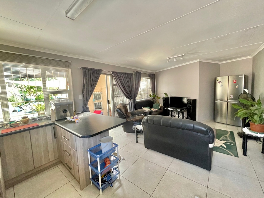 6 Bedroom Property for Sale in Secunda Mpumalanga