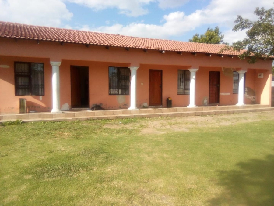 3 Bedroom Property for Sale in Volksrust Mpumalanga