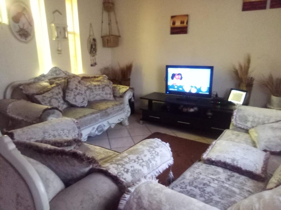 3 Bedroom Property for Sale in Volksrust Mpumalanga