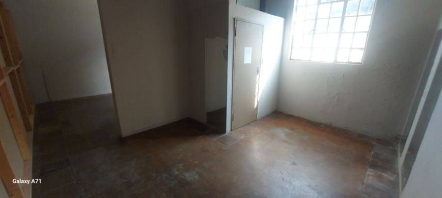 To Let commercial Property for Rent in White River Mpumalanga