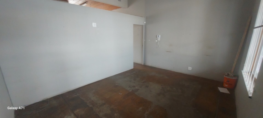 To Let commercial Property for Rent in White River Mpumalanga