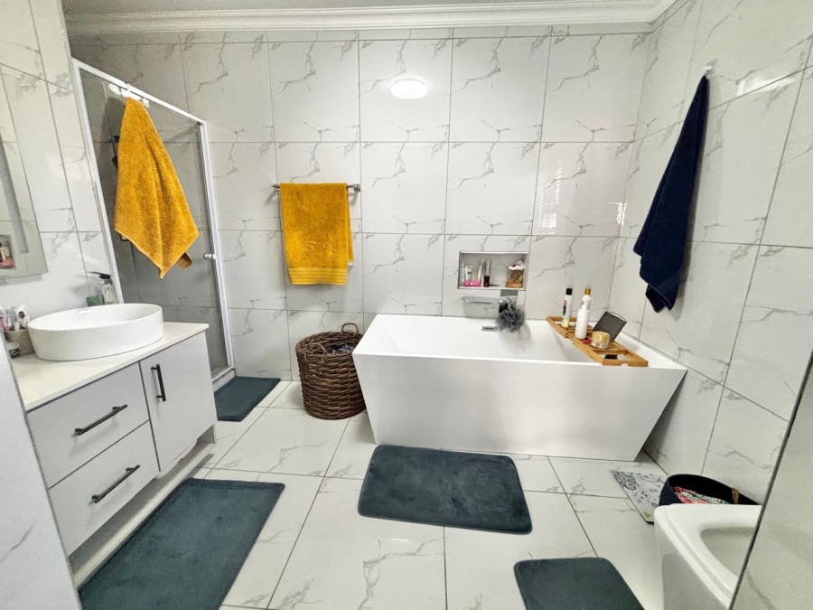 3 Bedroom Property for Sale in Suidheuwel Mpumalanga