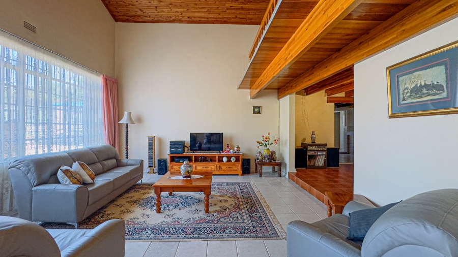 5 Bedroom Property for Sale in West Acres Ext 6 Mpumalanga