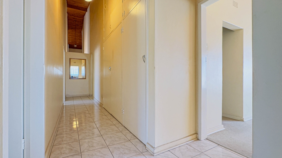 5 Bedroom Property for Sale in West Acres Ext 6 Mpumalanga
