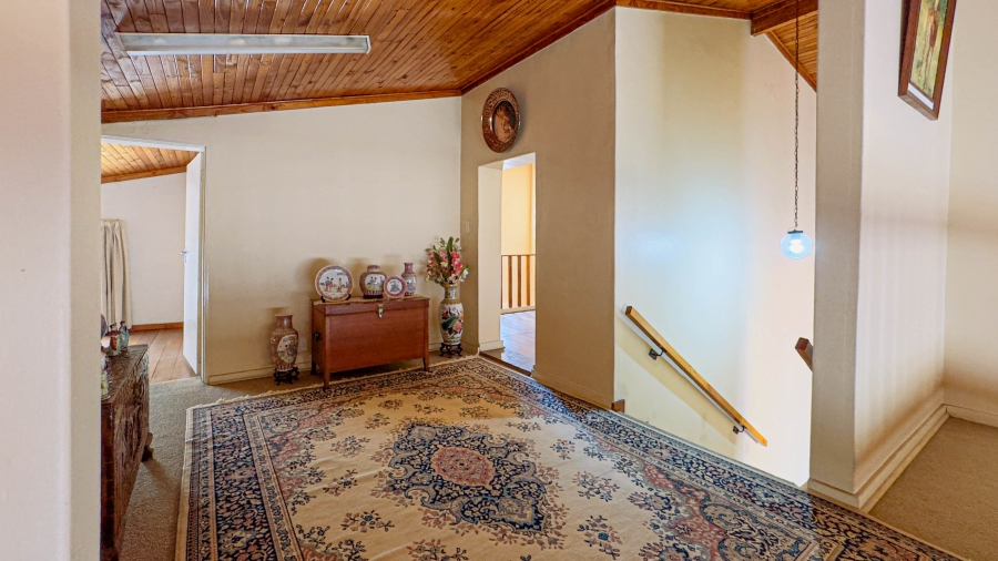 5 Bedroom Property for Sale in West Acres Ext 6 Mpumalanga
