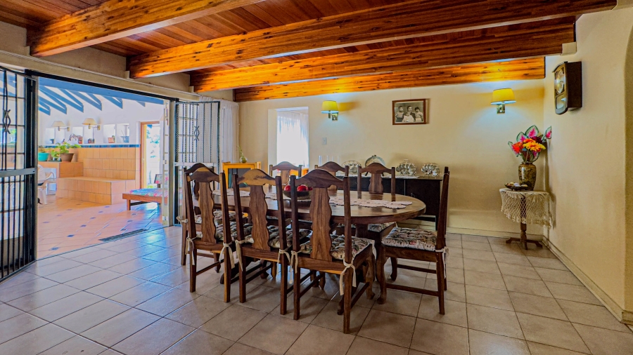 5 Bedroom Property for Sale in West Acres Ext 6 Mpumalanga