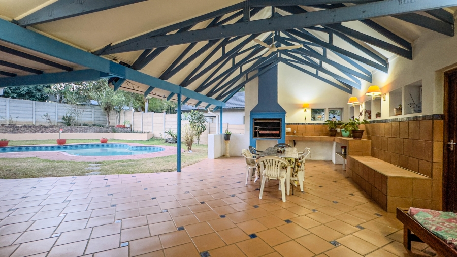 5 Bedroom Property for Sale in West Acres Ext 6 Mpumalanga
